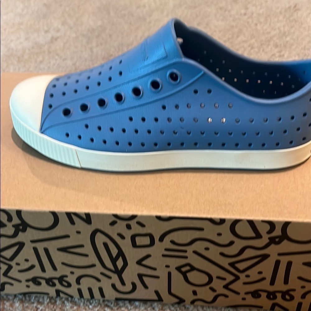 Native Shoes Blue Perforated Slip-On Sneakers M7 W9